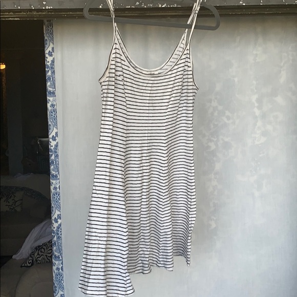 Stripped summer Billabong dress or beach cover up - Picture 5 of 7